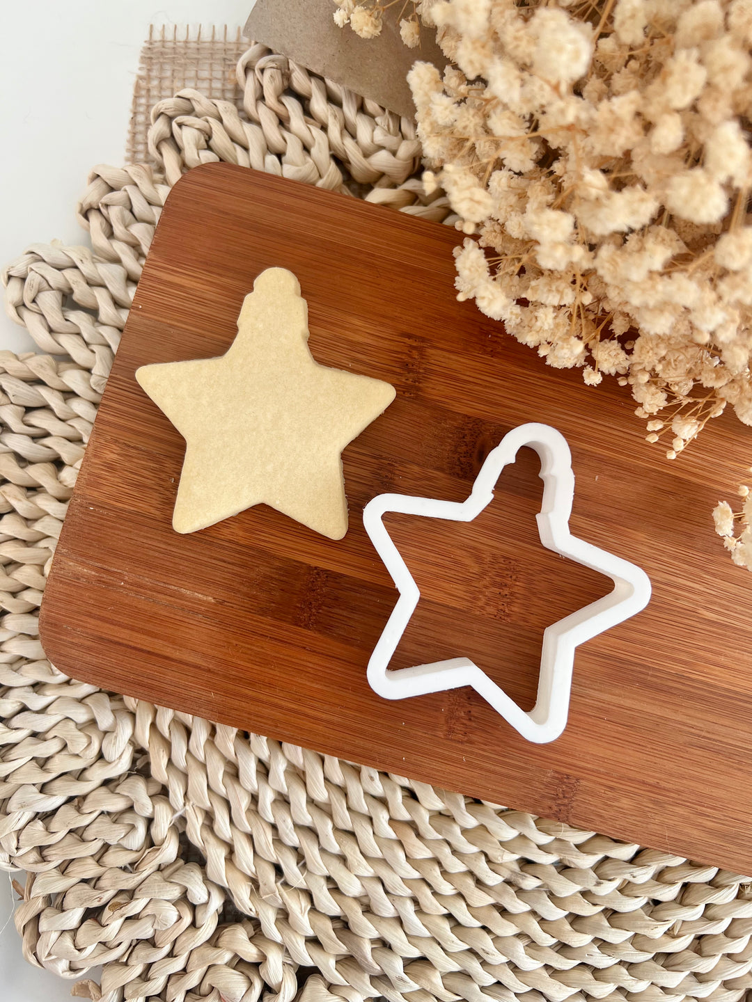 Cookie cutter - boule de Noël étoile
