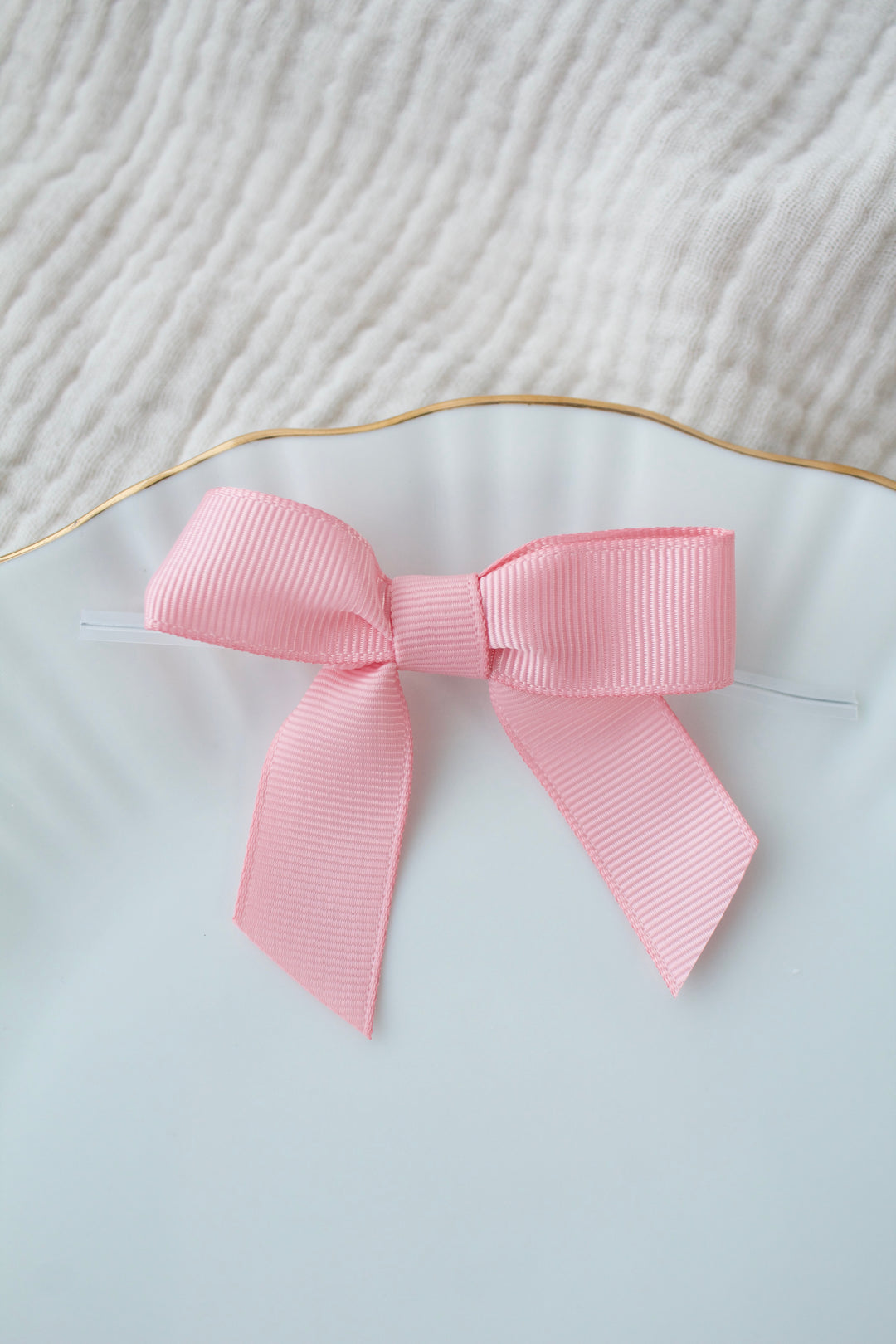 Pink - Grosgrains pre-tied bows (20pcs) with clear twist tie