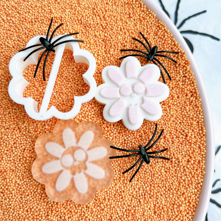 Duo fleurs Halloween + cookie cutter